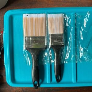 Paint brushes
